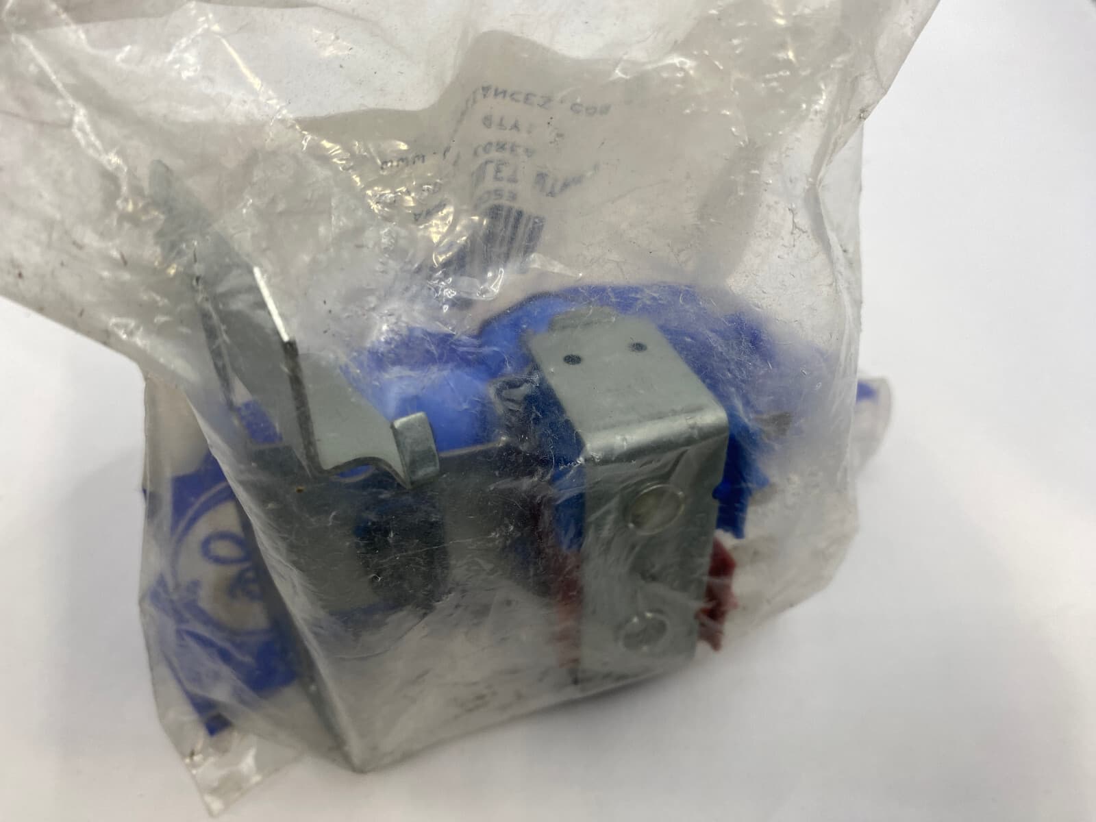 New Genuine OEM GE Refrigerator Water Inlet Valve WR57X10023 — thumbnail 4