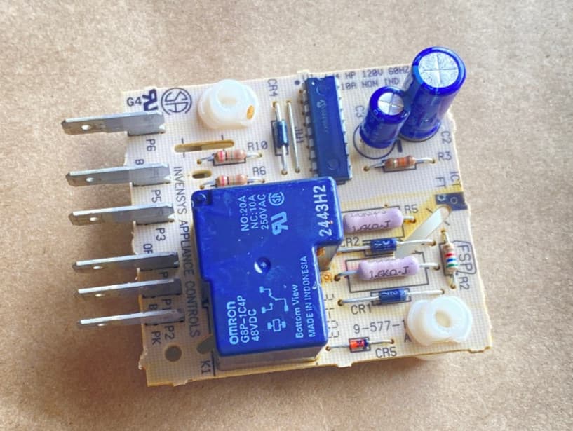 Genuine OEM Whirlpool Refrigerator Control Board ET8MTKXKQ00 WP2304099 — thumbnail 5