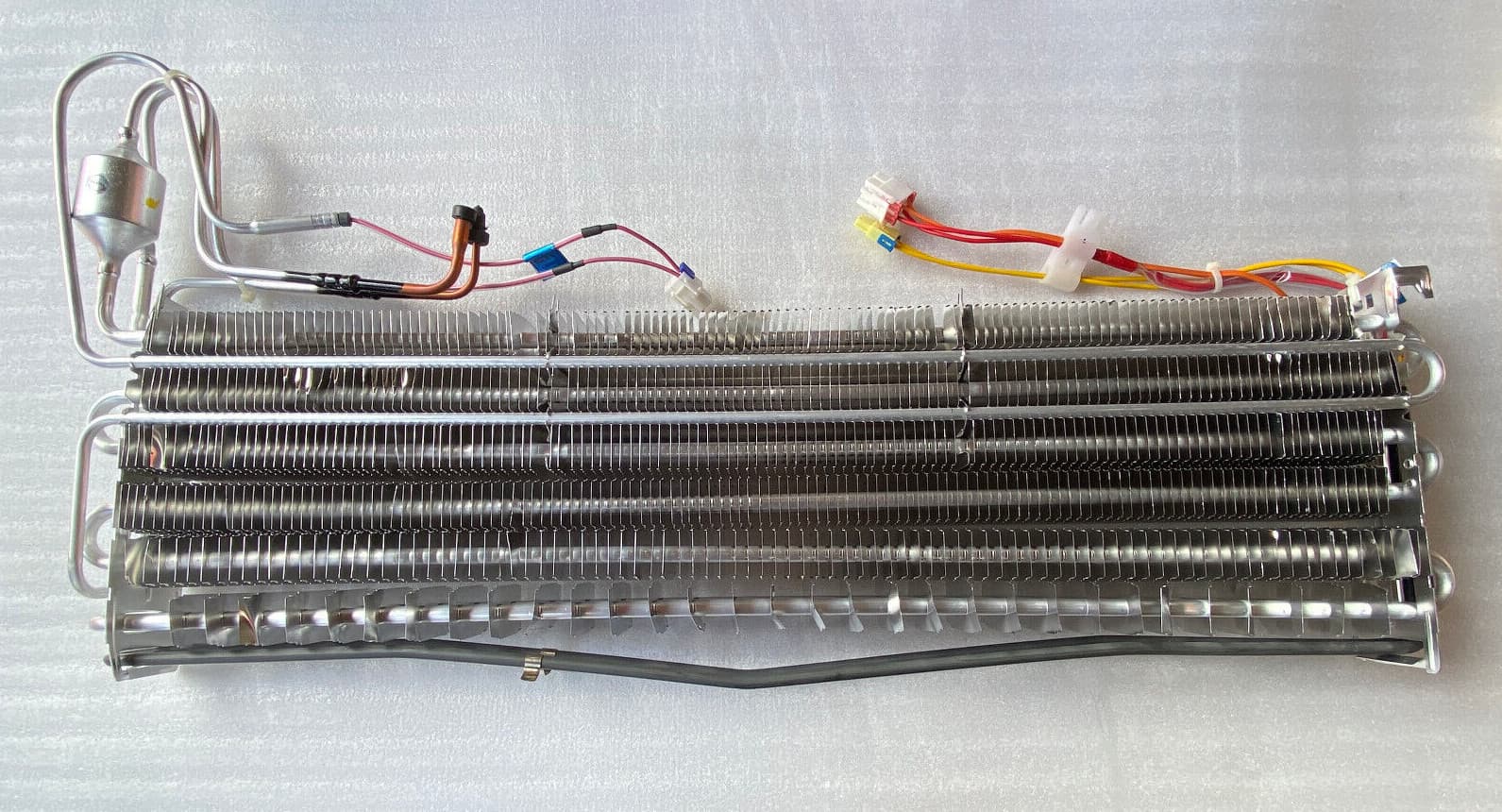 New Genuine LG Evaporator Assembly ADL73980920