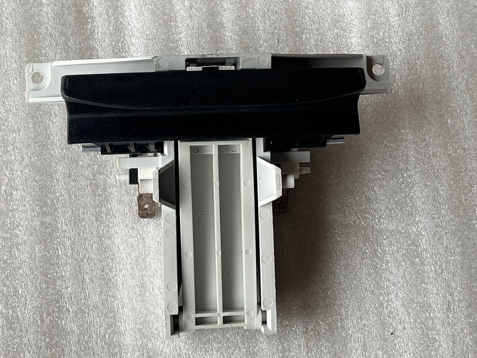 Genuine Whirlpool Dishwasher Door Latch W10275768 — thumbnail 8