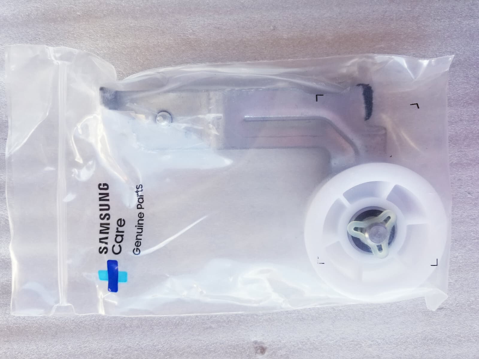Genuine  Samsung Dryer Idler Assembly Bracket DC93-00634A — thumbnail 3