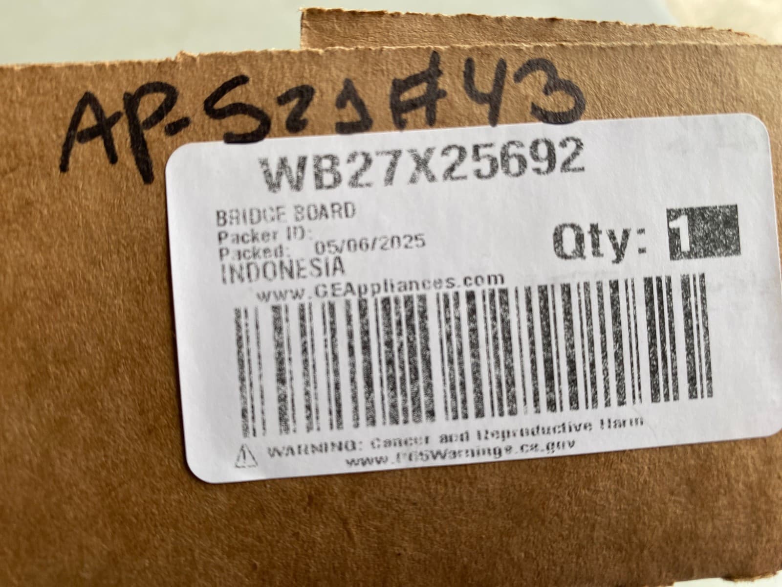 WB27X25692 OEM GE Wall Oven/Microwave Combo Bridge Board New Genuine — thumbnail 3