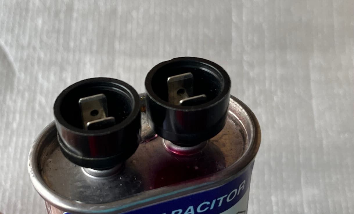 Genuine GE Microwave High-Voltage Capacitor 23L6555R — thumbnail 3