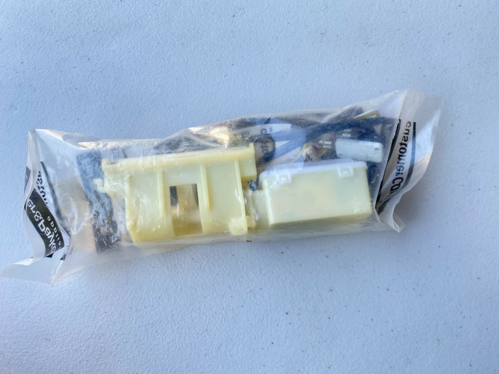 Genuine OEM Fisher & Paykel Lidlock & Harness Assy 420429 — thumbnail 2