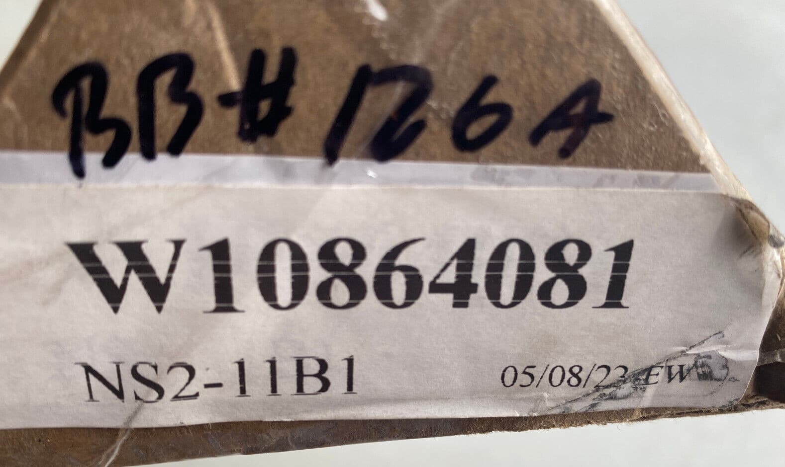 New Genuine OEM Whirlpool Dishwasher Cabinet Seal W10864081 — thumbnail 6
