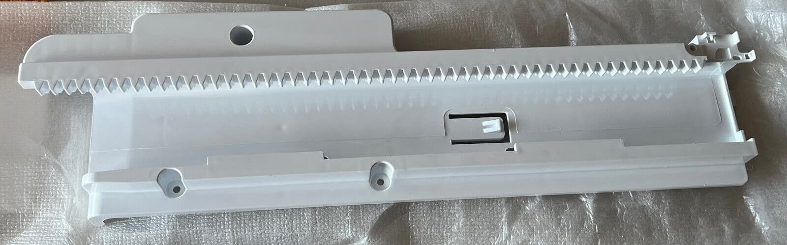 New Genuine LG Refrigerator Rail Holder Set MEG65819303 MEG65819304 — thumbnail 4