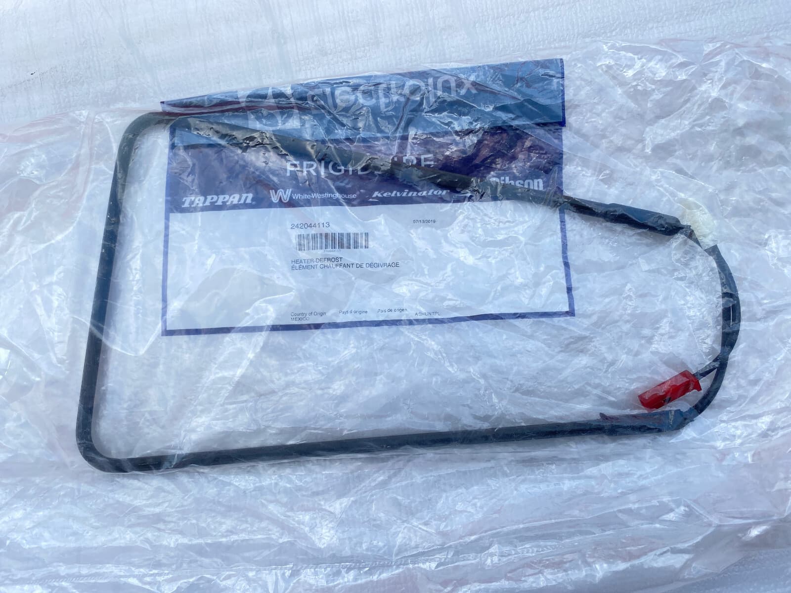 New Genuine Frigidaire Defrost Heater 242044113 — thumbnail 2