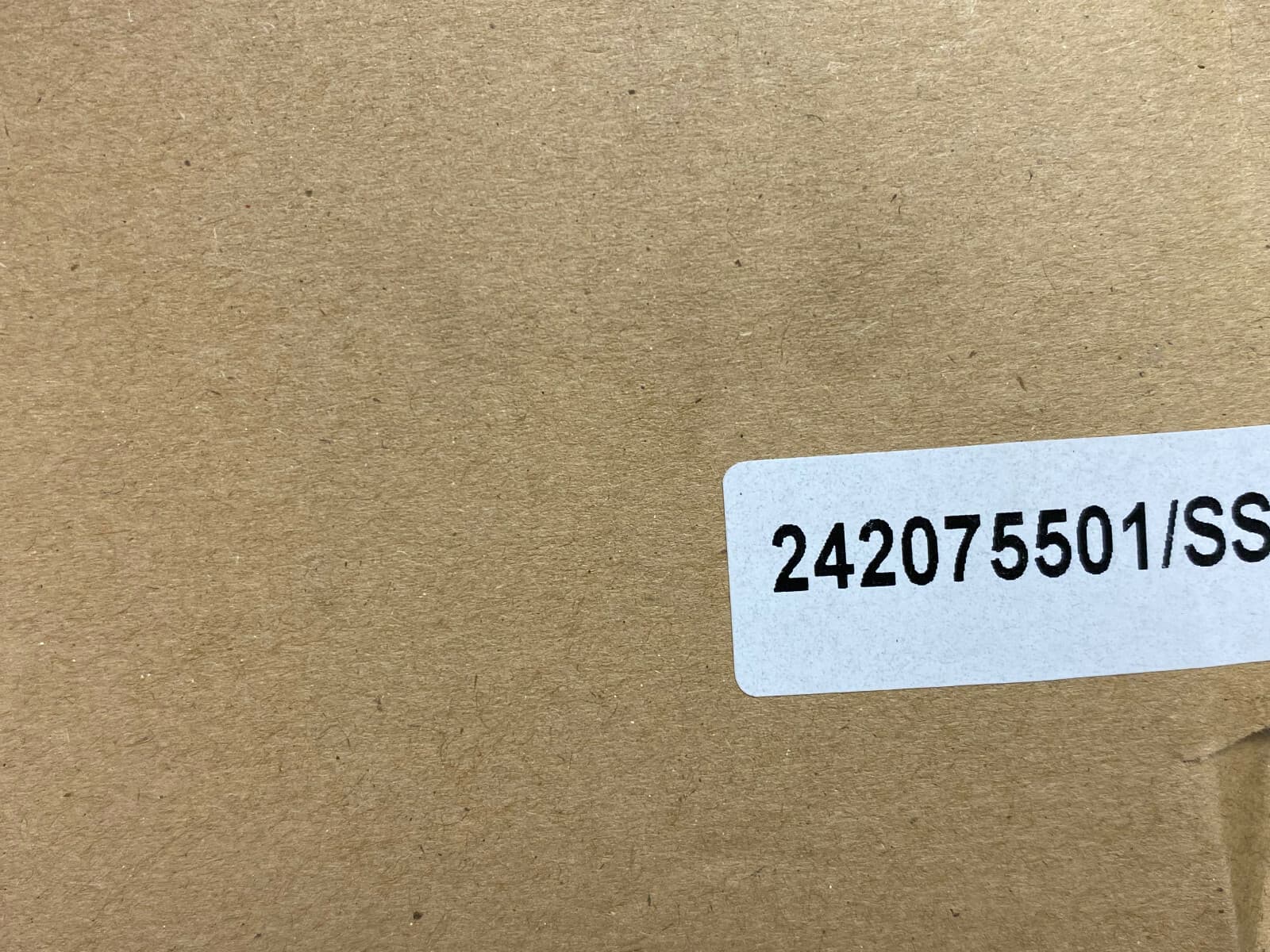 242075501  OEM Frigidaire  Refrigerator Door Handle Set New — thumbnail 3