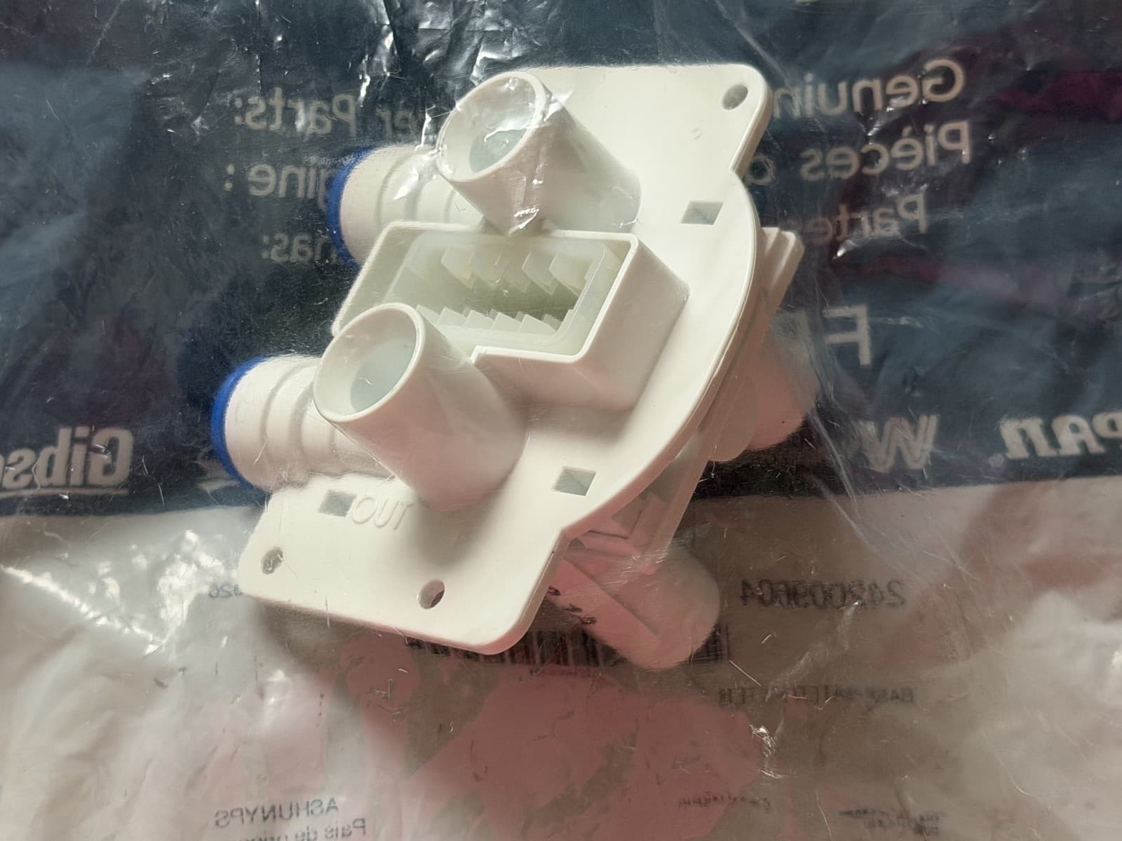 242009604 Frigidaire Refrigerator Water Filter Housing OEM New Genuine