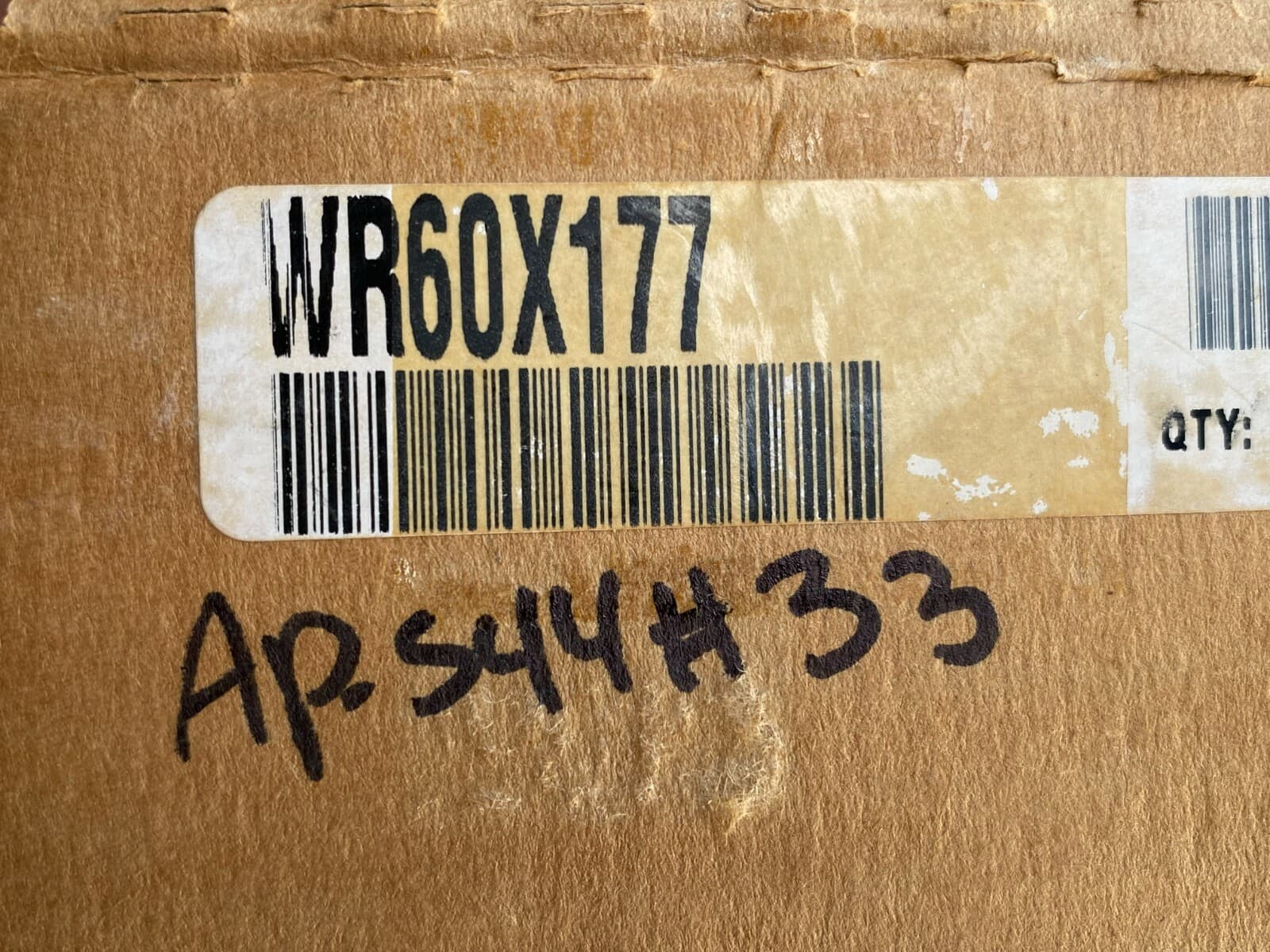New Genuine GE Refrigerator Condenser Fan Motor WR60X177 — thumbnail 6