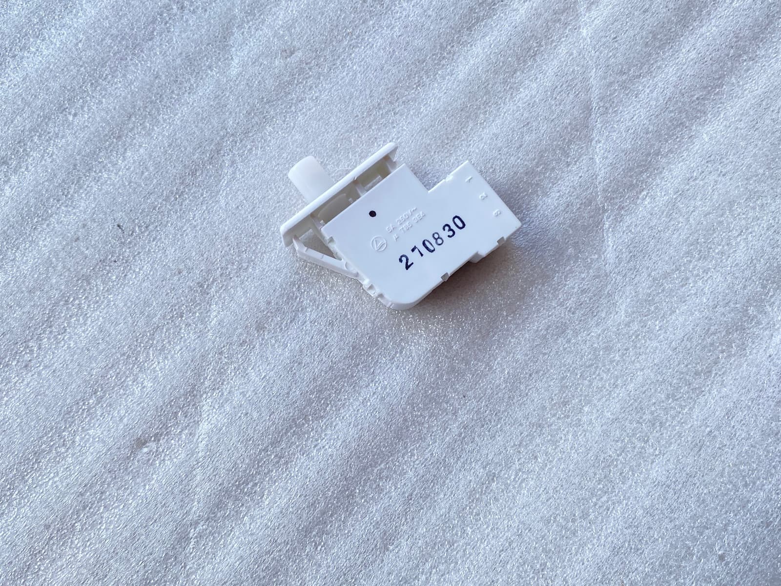 New Genuine LG Door Switch Assembly 6601EL3001A