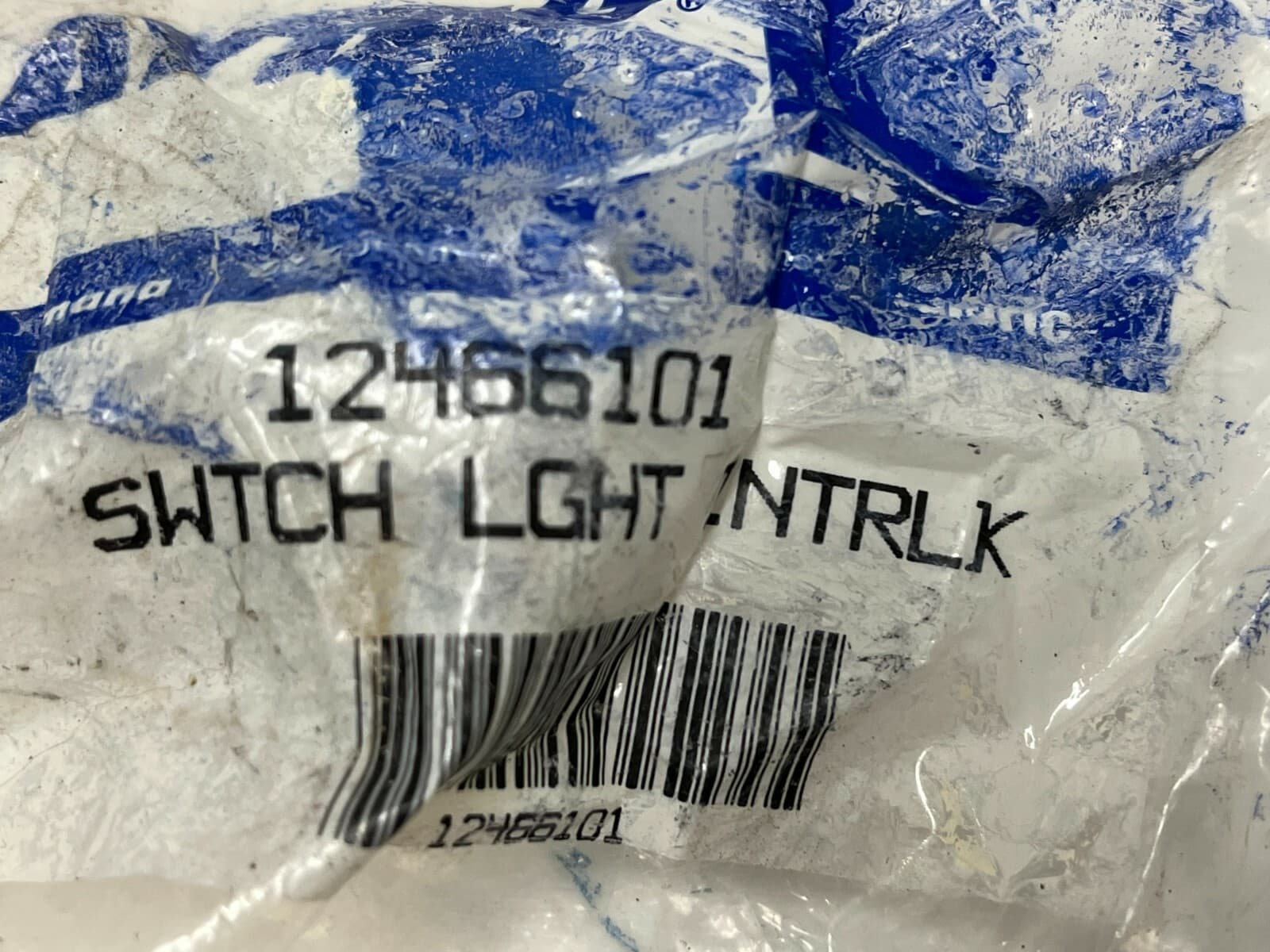 NEW Genuine OEM Whirlpool Maytag  Refrigerator Door Switch  12466101 W11396033 — thumbnail 4