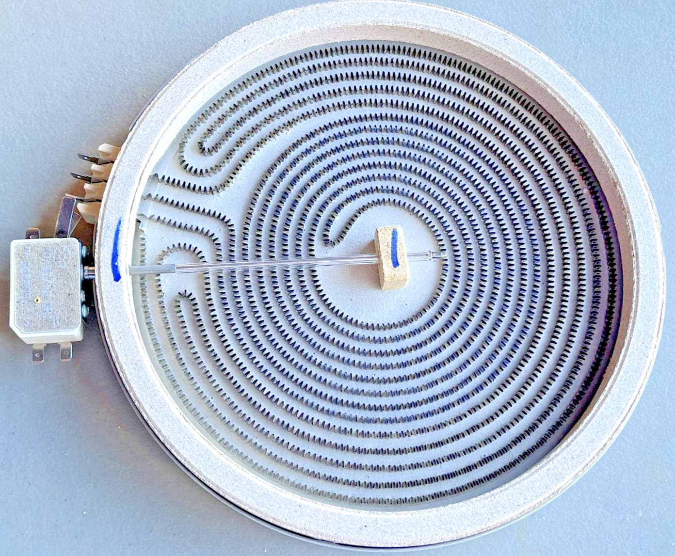 NEW Genuine OEM LG Electric Range Radiant Surface Element LDE3035SB MEE64286201