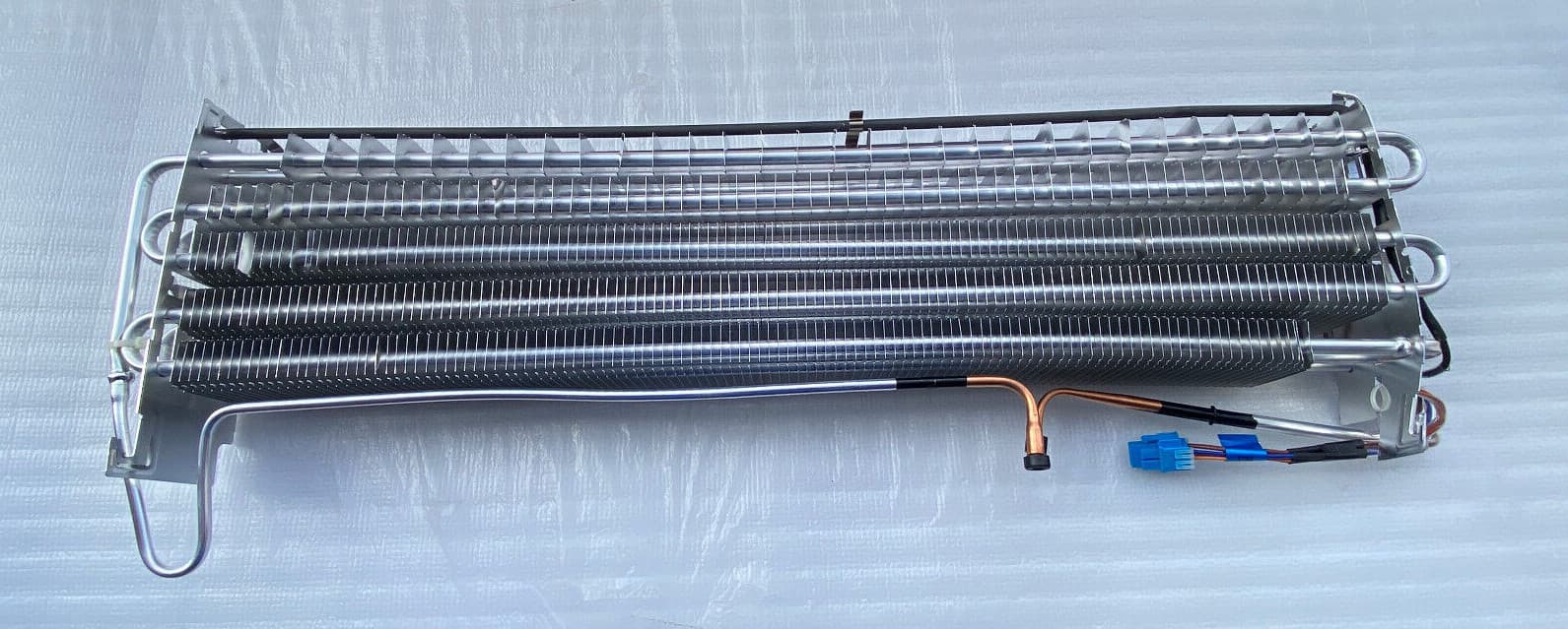 Genuine OEM LG Evaporator Assembly ADL73762013 — thumbnail 4