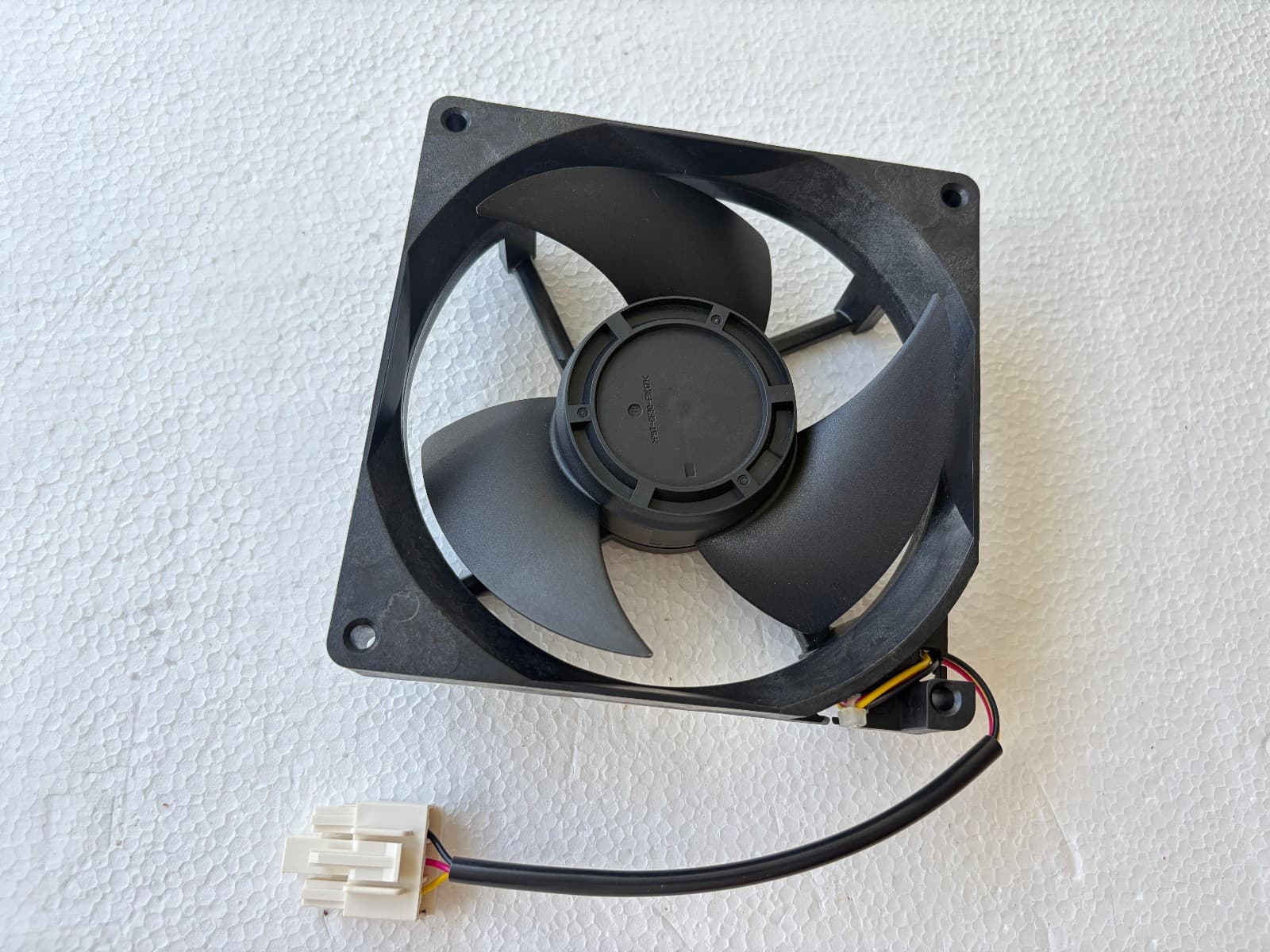 K1949367 New Genuine Hisense Refrigerator Fan\b03081301\dc12v