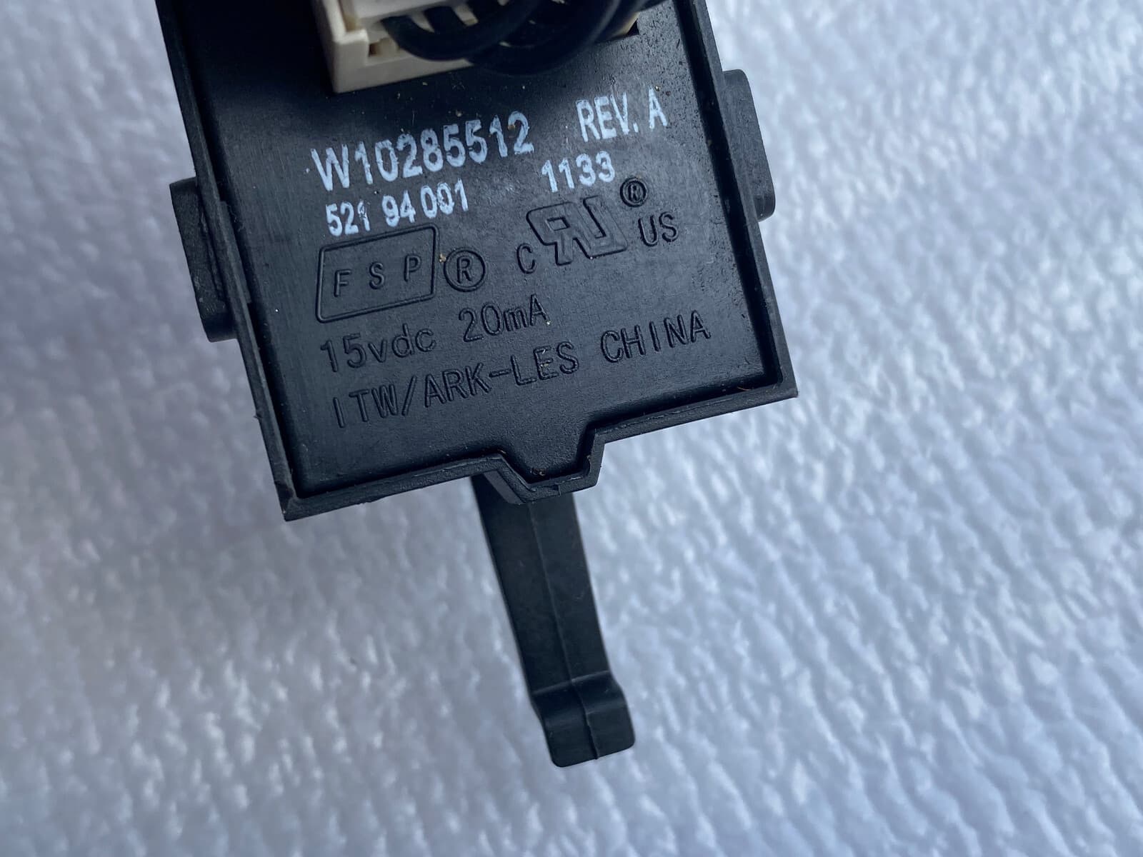 Genuine Whirlpool Washer Water Temperature Switch W10285512 — thumbnail 2