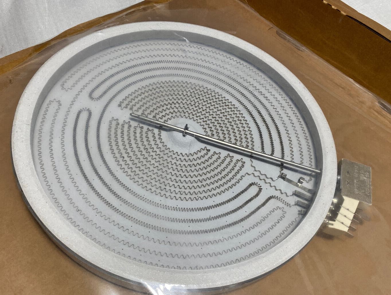 New Genuine OEM GE Range Triple Radiant Surface Element 12 in WB30T10096
