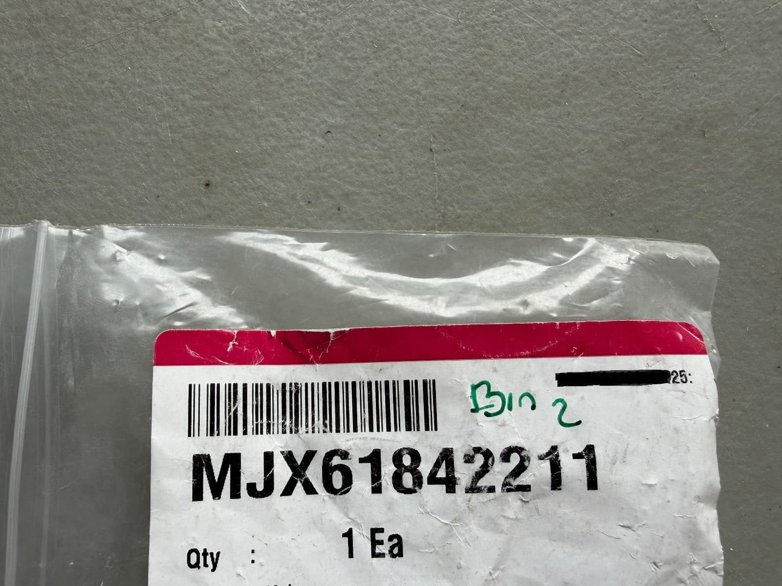 MJX61842211  OEM LG Cooktop Valve New Genuine — thumbnail 2