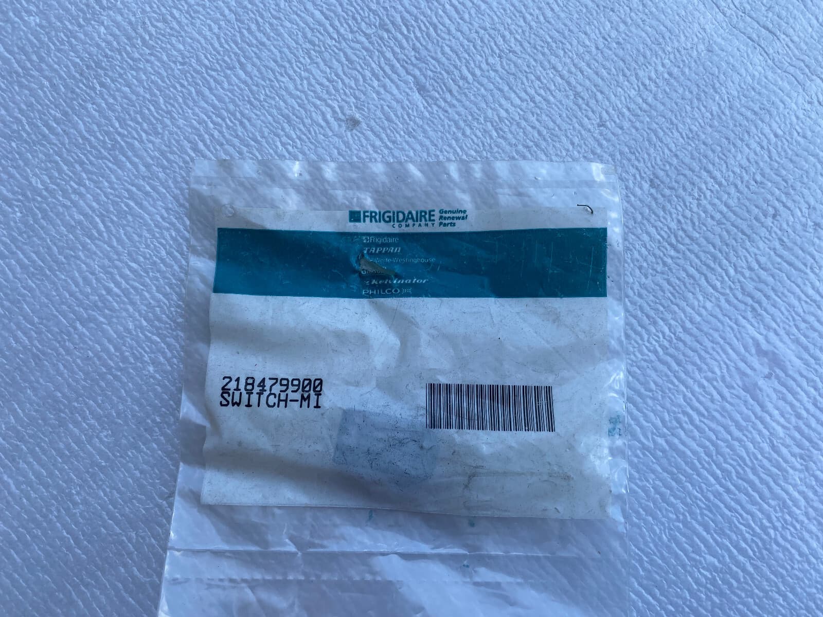 New Genuine Frigidaire Microwave Switch 218479900 — thumbnail 2