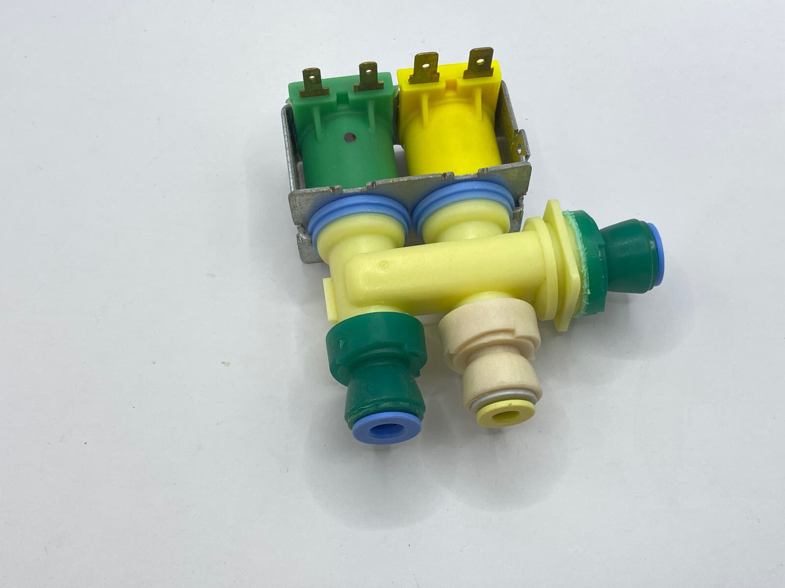 New Genuine Whirlpool Refrigerator Water Inlet Valve WPW10279866 W10279866 — thumbnail 7