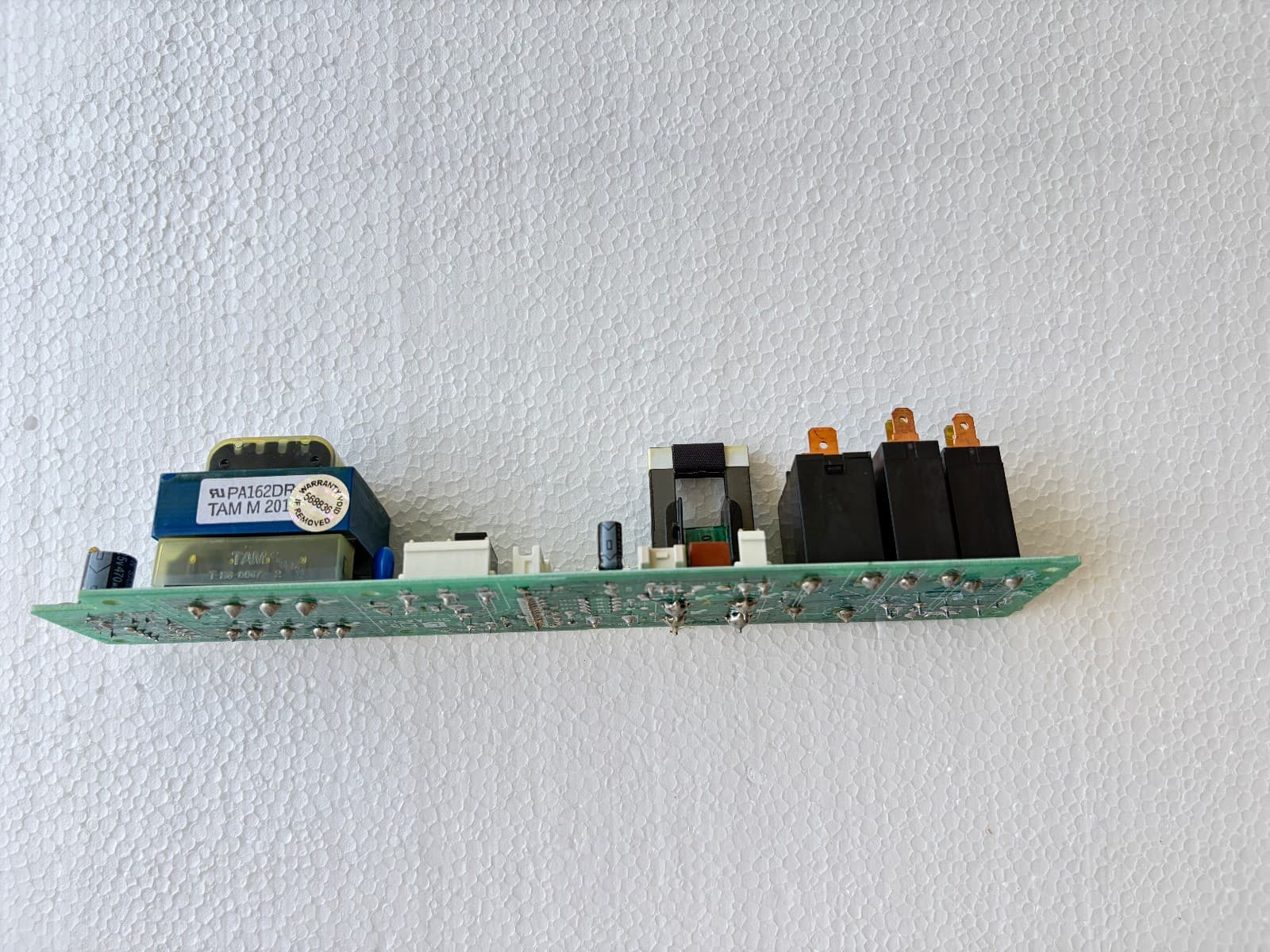 DPWB-A568DRKZ8  New Genuine Sharp Relay Board Unit — thumbnail 2