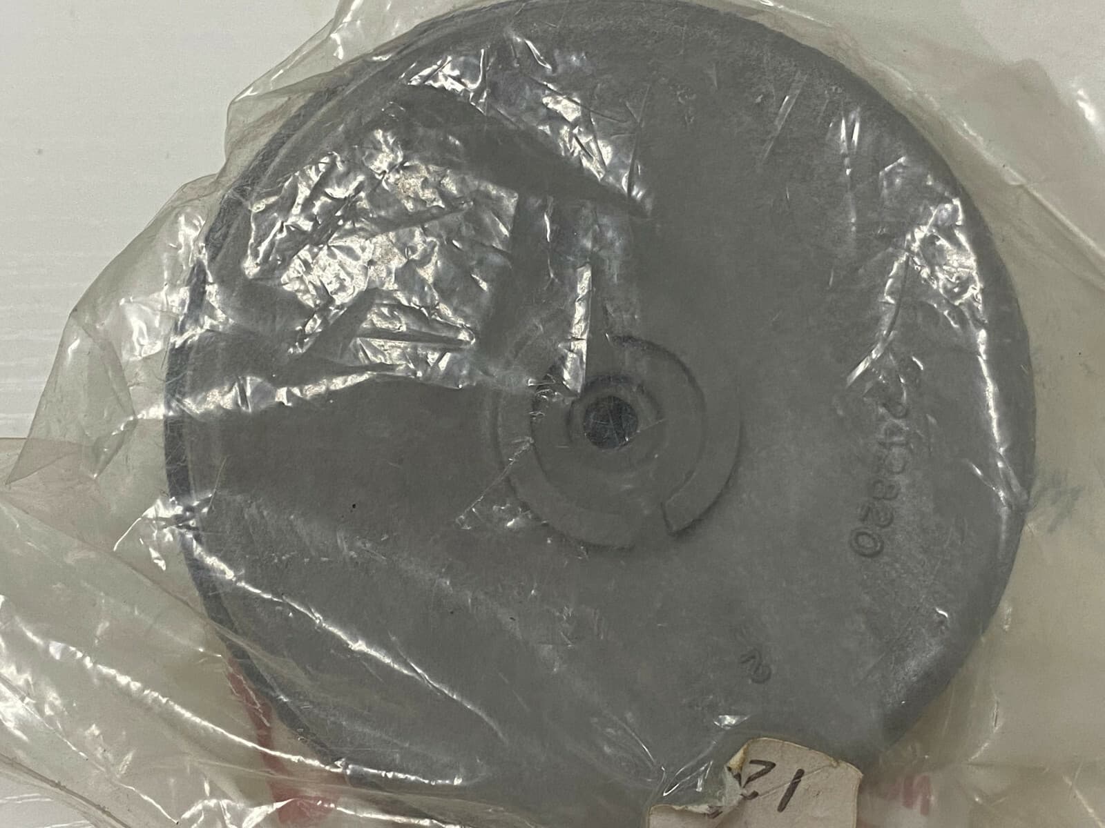 Genuine OEM Whirlpool  Wash Impeller 4162921 — thumbnail 3