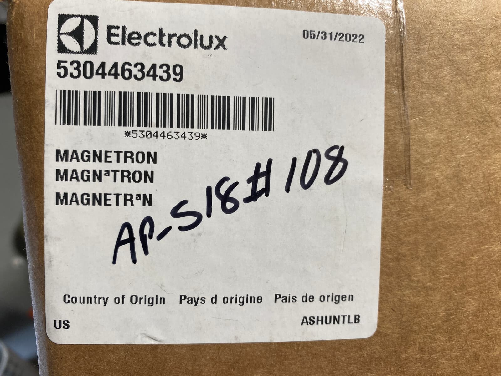 New Genuine OEM Frigidaire Microwave Magnetron 5304463439 — thumbnail 8