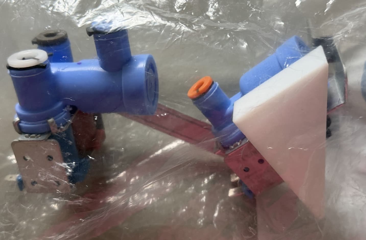 WR57X36626 GE Refrigerator Water Valve Assembly (Triple 3-Way) New Genuine