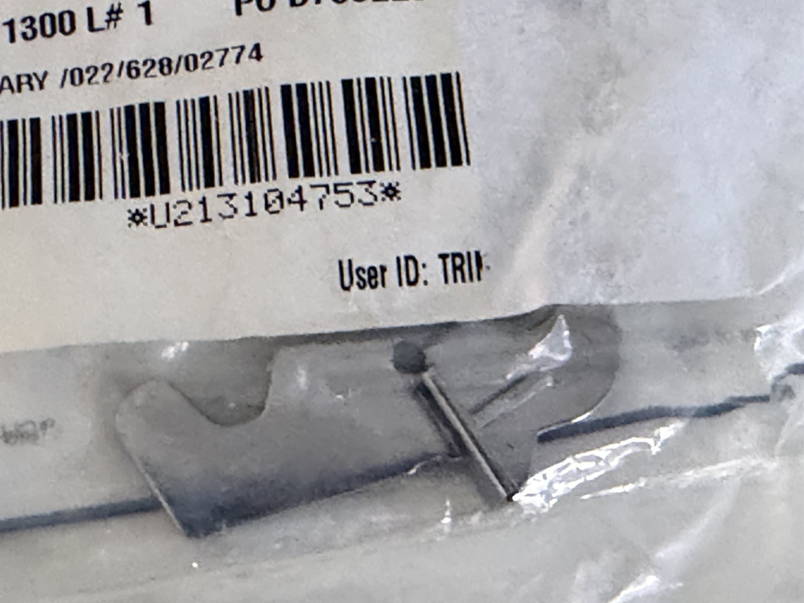 5304491054 Frigidaire Microwave Door Latch Head (Right Side) OEM New Genuine — thumbnail 2