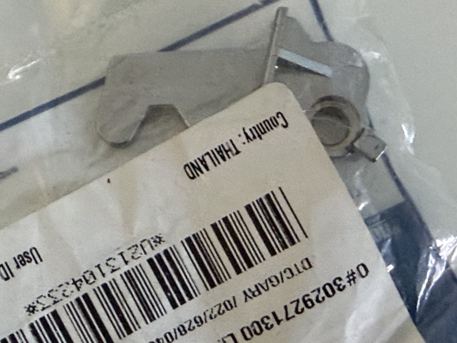 5304490142 Frigidaire Microwave Door Latch Head (Left Side)  OEM New Genuine — thumbnail 2
