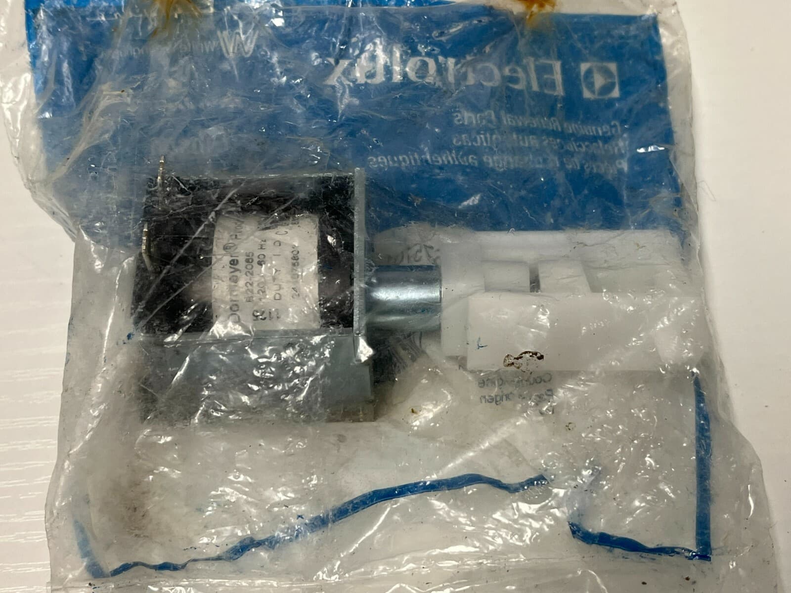 New Genuine OEM Frigidaire Solenoid And Yoke Assembly FRS26H5ASB5 241675701 — thumbnail 8