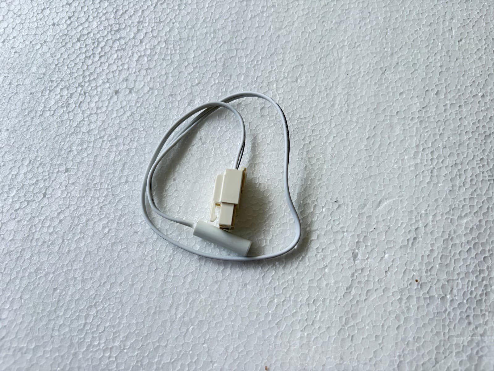 K1430814  Hisense Refrigerator Temperature Sensor New Genuine