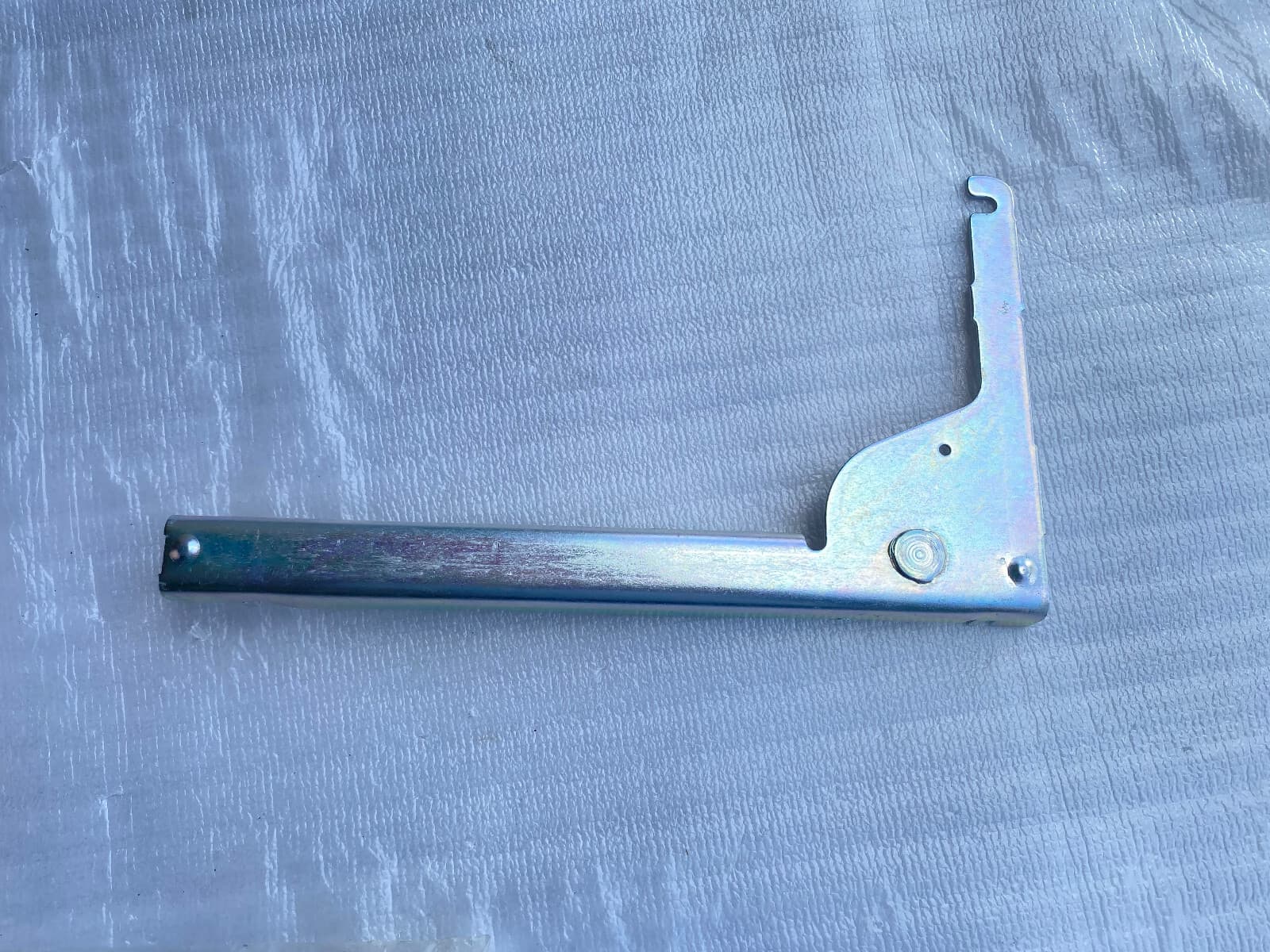 Genuine Maytag , Whirlpool Dishwasher Hinge Bracket 99002930