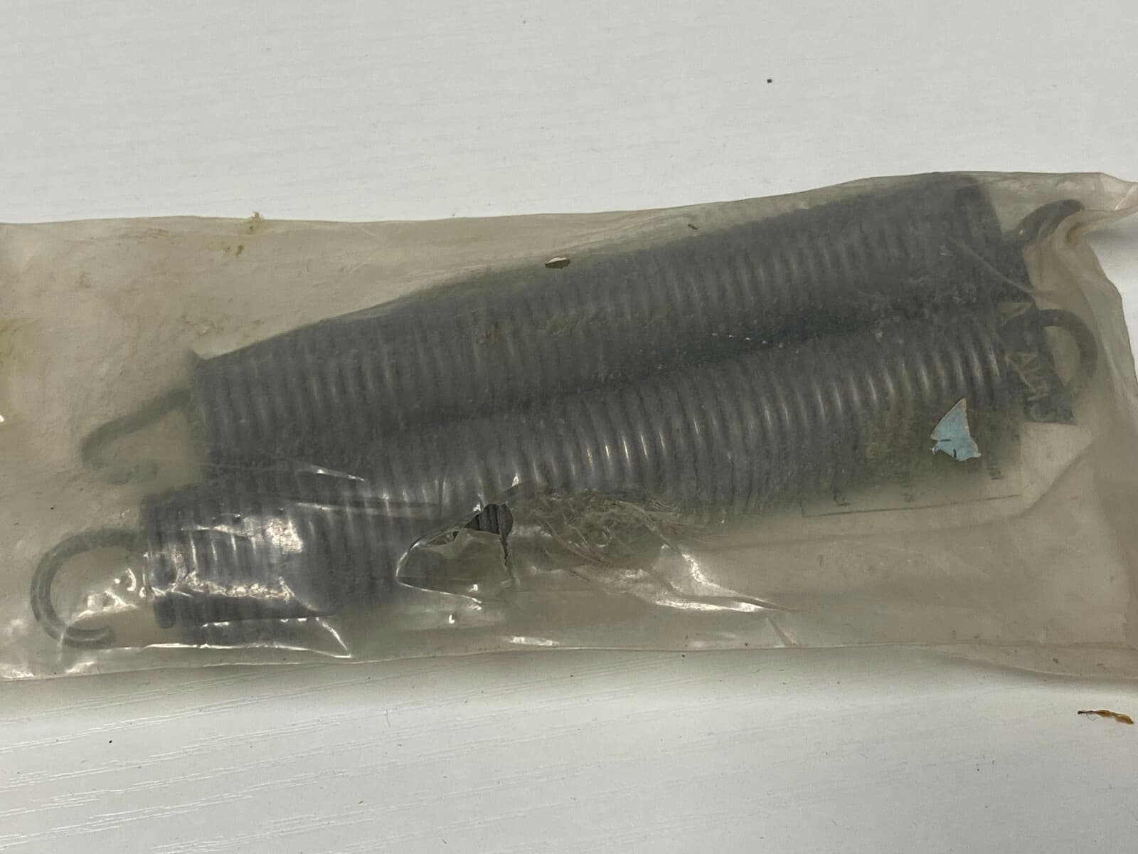 Genuine OEM Whirlpool Spring Kit 9741247